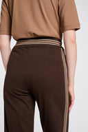 GAFFA BARREL-LEG CASUAL TROUSER – CHOCOLATE