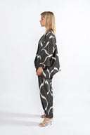 “WHEREEVER YOU GO”-Costume PANTS AND KIMONO - Black & White